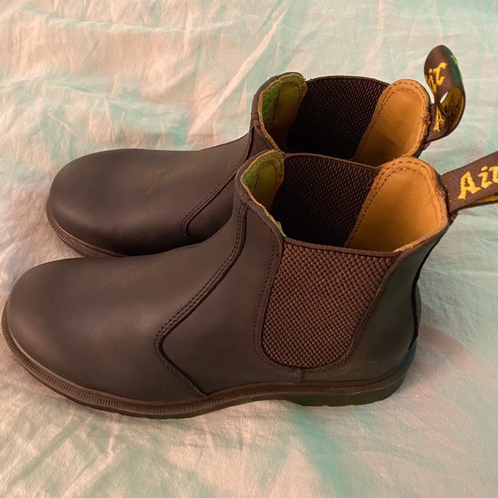 Dr. Martens brown leather 2976 men’s Chelsea boot